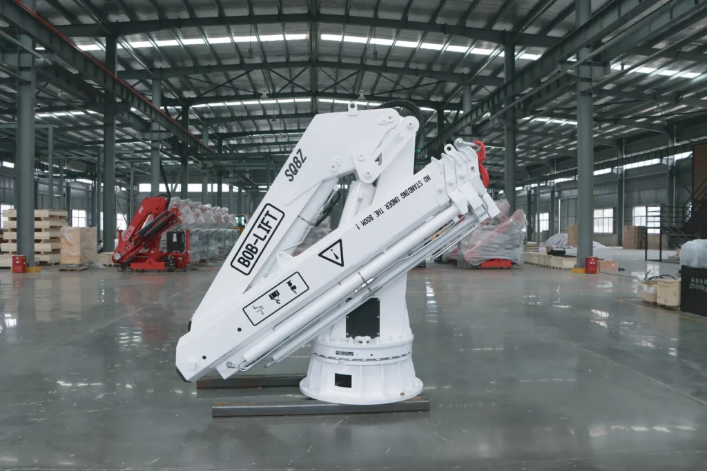 Lifting Machinery and a Steel Tank with a 12-Ton Truck Crane in Argentina